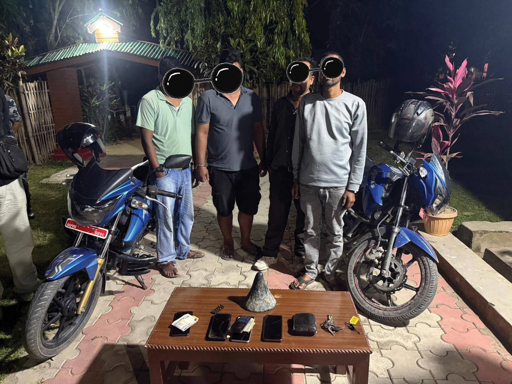 सुनसरीबाट गैँडाको खागसहित चारजना पक्राउ