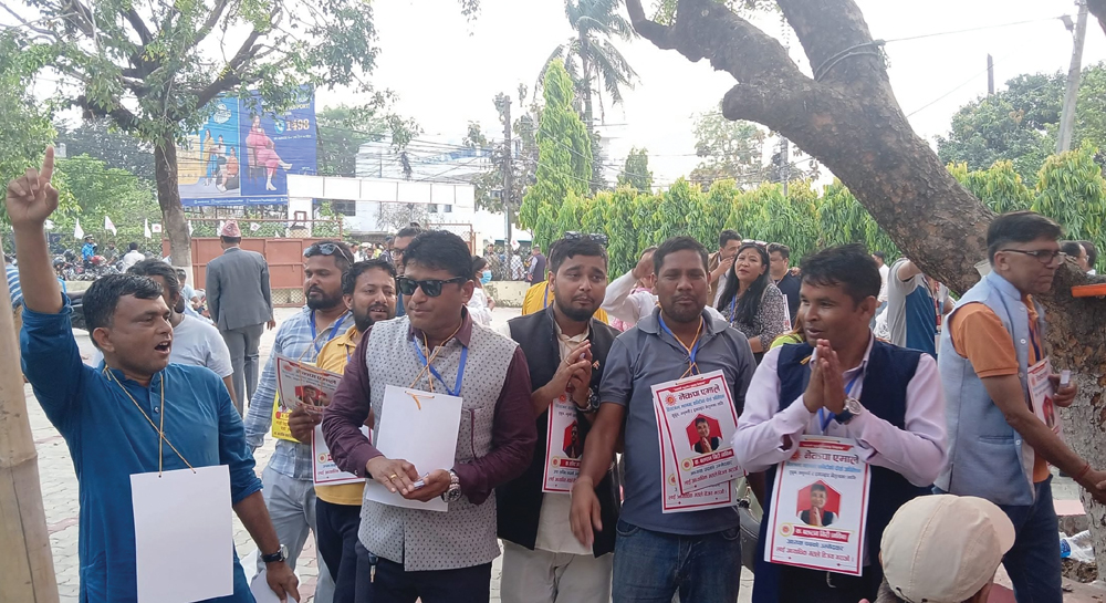एमाले विराटनगर महानगर कमिटीमा भण्डारी पक्षबाट गिरीसहितको प्यानल विजयी