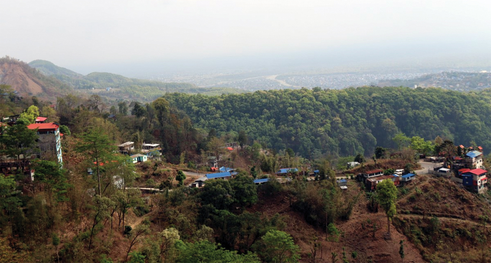धरानमा पहिले उजाडझैं देखिने डाँडापाखा अहिले पार्क र रिसोर्टहरूले ढाकिए