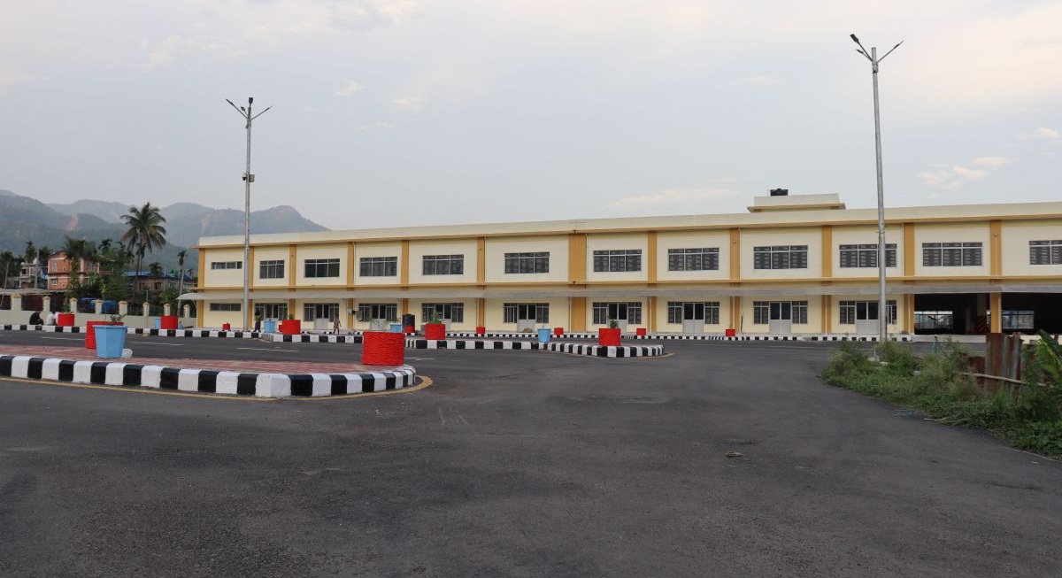 धरानमा स्मार्ट बसपार्कः कहिलेदेखि सञ्चालनमा आउने ?